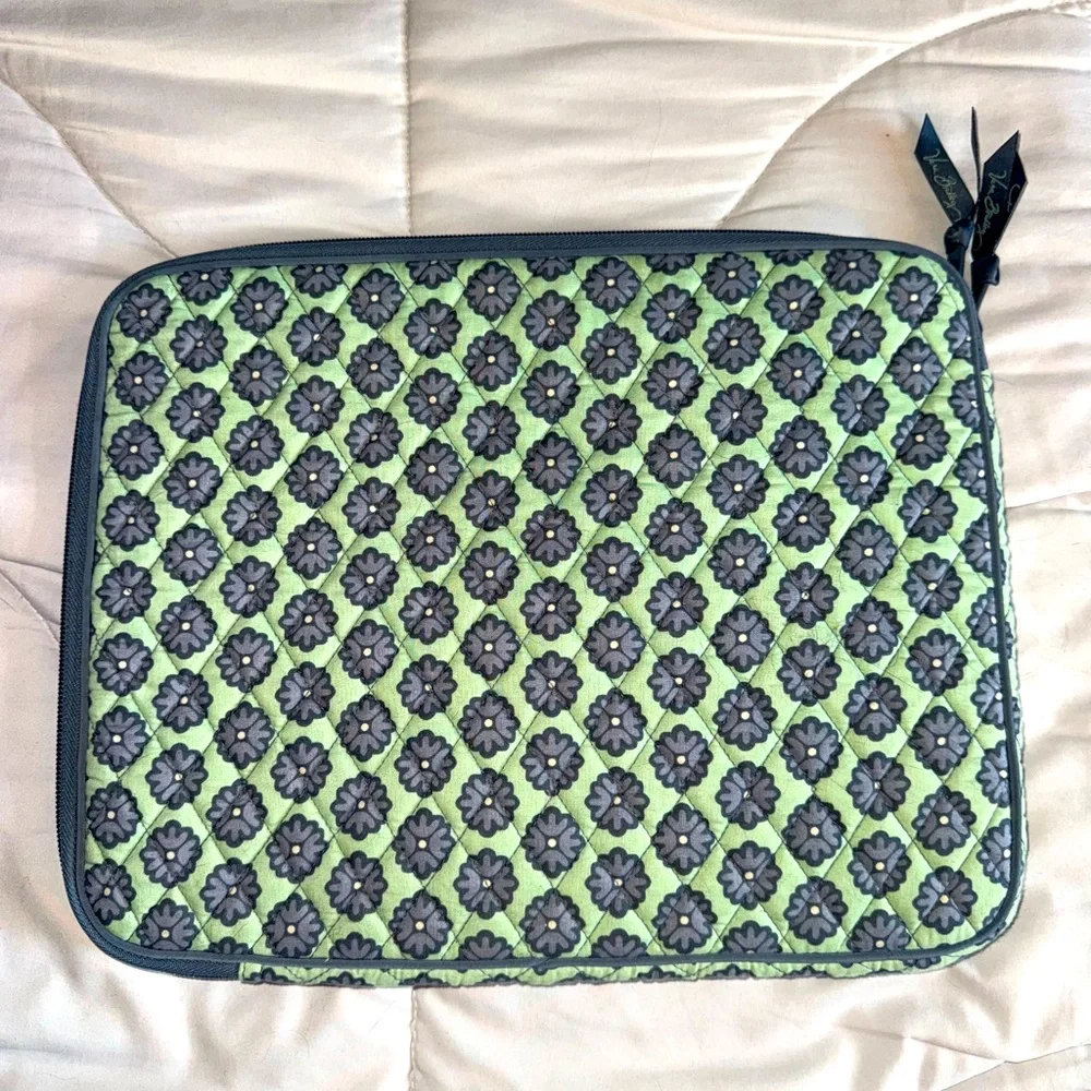 Vera Bradley Padded Laptop Sleeve in Nomadic Blossoms